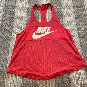 Nike Racer Back Flowy Tank